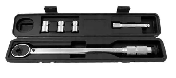klucz-dynamometryczny-z-nasadkami-niteo-tools-kod-producenta-pojm200430