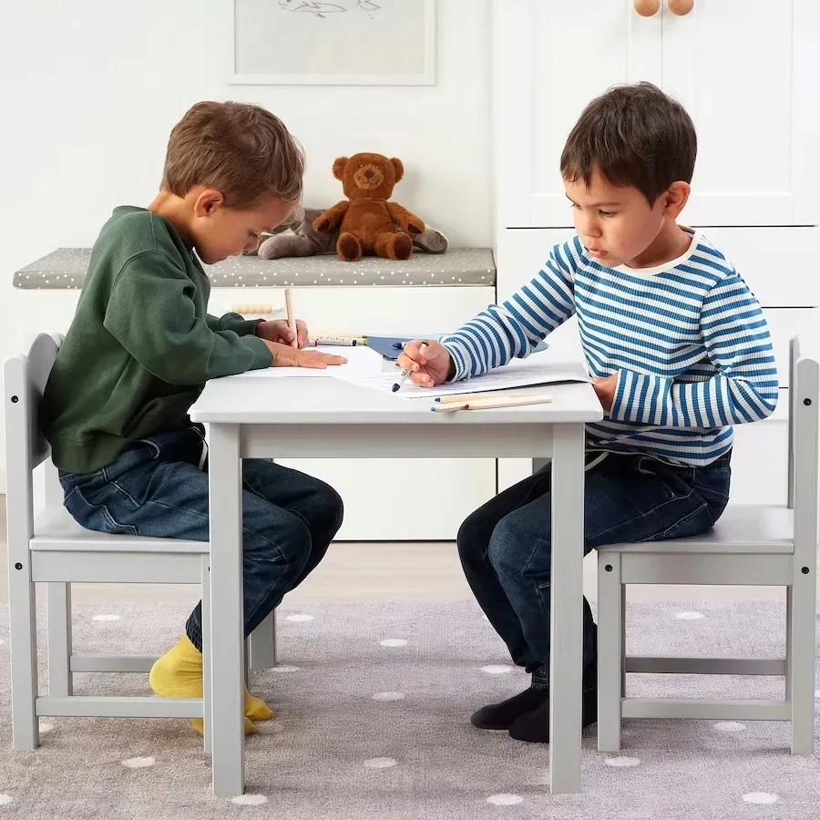 ikea-mala-kredki-rozne-kolory