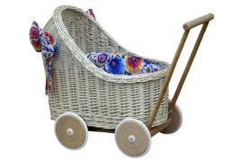 wozek-dla-lalek-lalki-z-wikliny-bialy-z-posciela