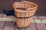 kosz-na-rower-wiklinowy-click-koszyk-bialy-klik-material-dominujacy-wiklina