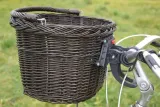koszyk-wiklinowy-na-rowerowy-clips-rower-wenge-stan-nowy