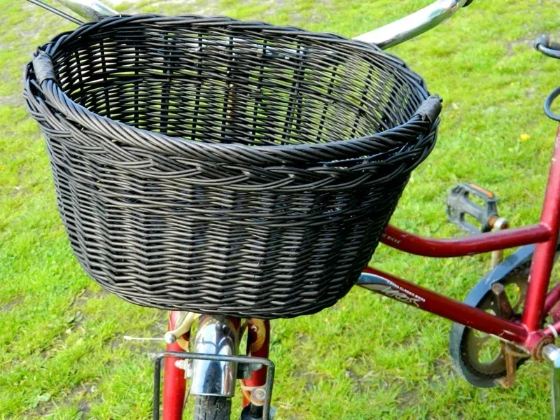 koszyk-na-rower-przedni-wiklinowy-wenge-maly-stan-nowy