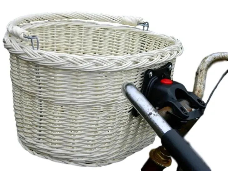 koszyk-rowerowy-z-wikliny-bialy-click-rower-klick