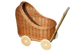 wozek-wiklinowy-dla-lalek-lalki-z-wikliny-pchacz
