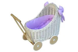 wozek-dla-lalek-wiklinowy-lalki-z-wikliny-z-koldra