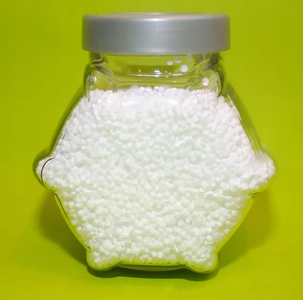80l-regranulat-waga-z-opakowaniem-1-kg