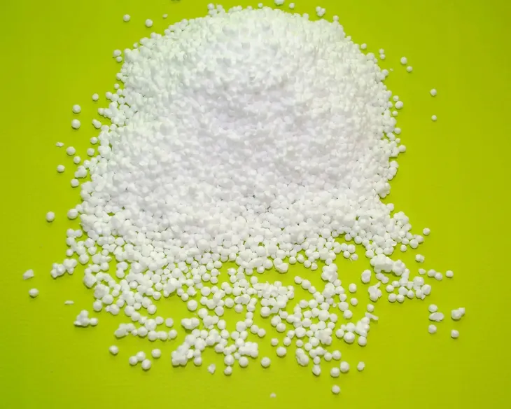 80l-regranulat-waga-z-opakowaniem-1-kg