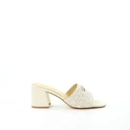 damskie-klapki-kremowe-guess-fljgai-fab03-37