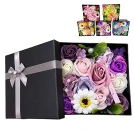 kwiaty-mydlane-roze-w-pudelku-prezent-flower-box-prezent-na-walentynki