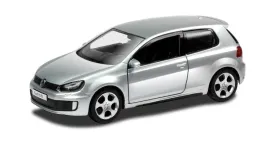 volkswagen-golf-gti-srebrny
