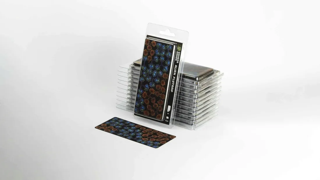 gamers-grass-laser-plants-alien-flytrap