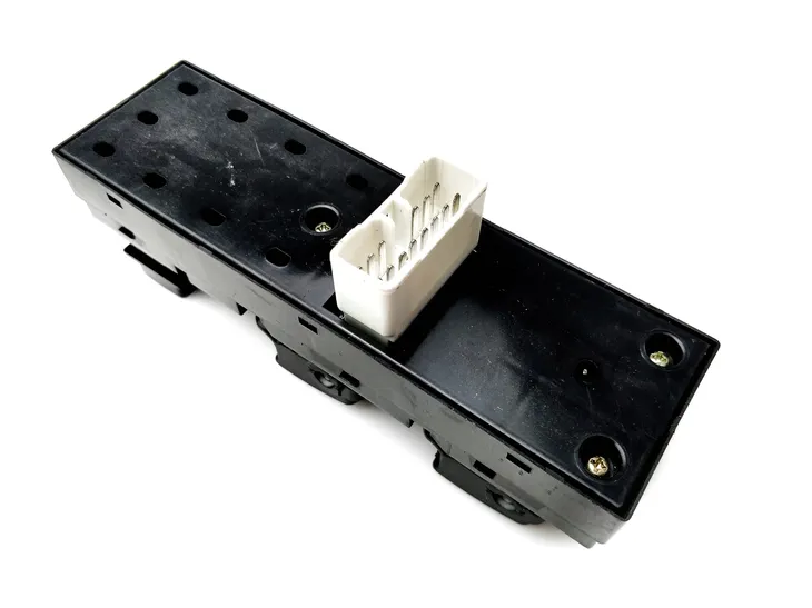 panel-przelacznik-szyb-hyundai-tucson-93570-2e000-numer-katalogowy-oryginalu-93570-2e000or935702e000