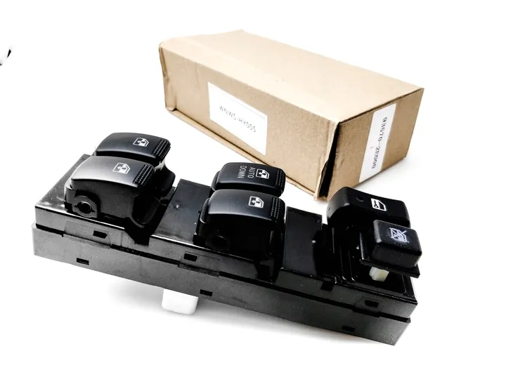 panel-przelacznik-szyb-hyundai-tucson-93570-2e000-stan-opakowania-oryginalne