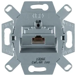 berker-gniazdo-ekranowane-uae-8-biegunowe-4586