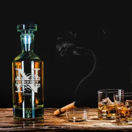 karafka-szklana-do-whisky-z-grawerem-na-prezent