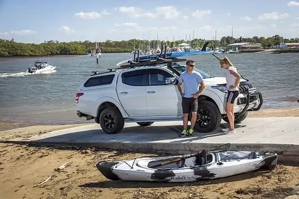 yakima-windshields-46-owiewka-redukujaca-halas-producent-yakima