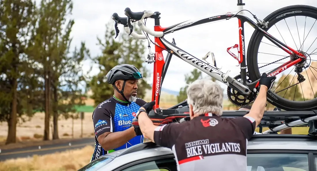 yakima-windshields-46-owiewka-redukujaca-halas