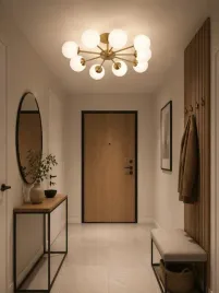 lampa-sufitowa-wiszaca-zlota-zyrandol-szklane-kule-elegante