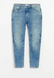 niebieskie-jeansy-ze-srednim-stanem-house-28-30