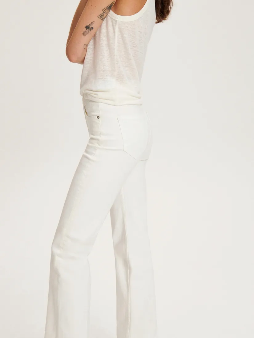 biale-jeansy-bootcut-reserved-xs