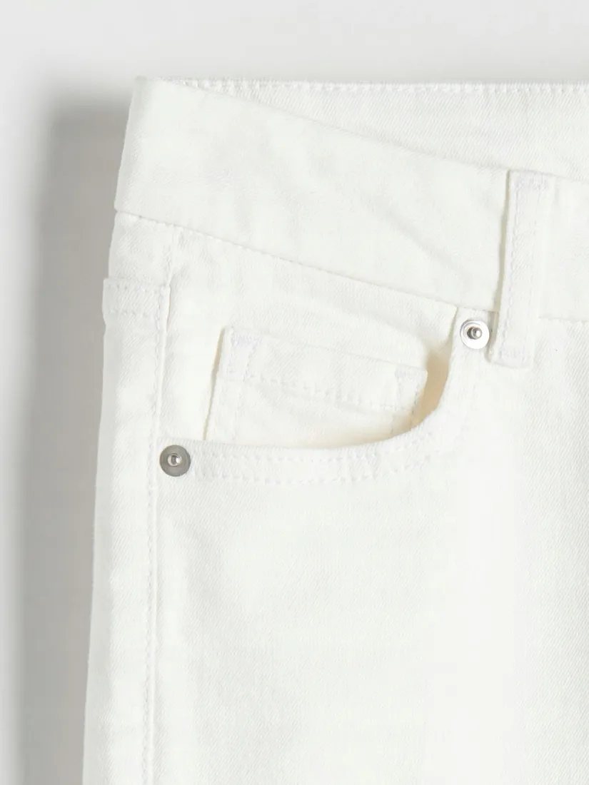biale-jeansy-bootcut-reserved-xs-stan-nowy