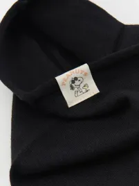 czarny-komin-snoopy-reserved-uniwersalny