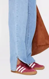 niebieskie-jeansy-z-rozporkiem-prettylittlething-m