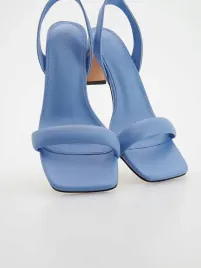 fioletowe-sandaly-na-obcasie-reserved-38