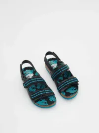 czarne-sandaly-ze-wzorem-reserved-35