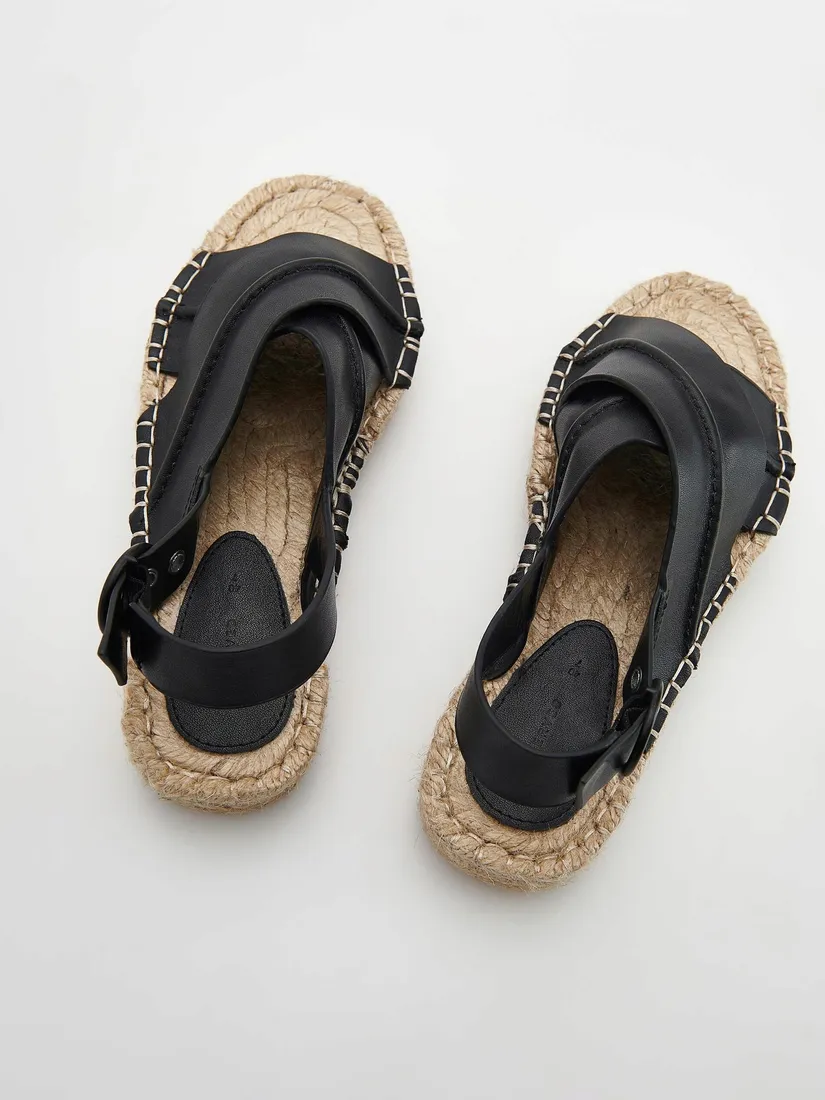 czarne-espadryle-z-paskami-reserved-38