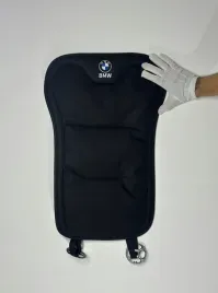 pokrowiec-oparcie-z-logo-bmw-na-fotele-mata-uniwersalna-skora-pu-czarny