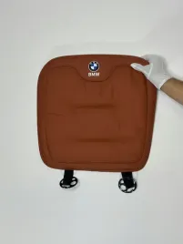 mata-ochronna-siedzenie-z-logo-bmw-poduszka-na-fotelskora-pu-pomaraczowy