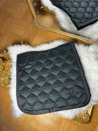 k-czaprak-dla-konia-equestrian-queen-paris-26ss-klasyczny-ciemna-zielen-vs