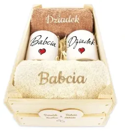 prezent-na-dzien-babci-i-dziadka-reczniki-i-kubki-swieta-dzien-dziadkow-dbn