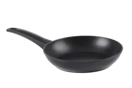 patelnia-tradycyjna-24cm-powloka-nieprzywierajaca-non-stick-na-indukcje-gaz