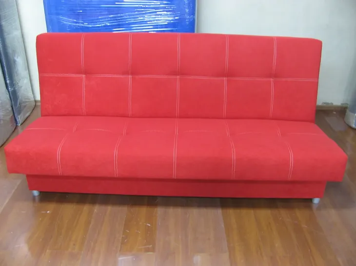 elegancka-wersalka-pik-stan-nowy-informacje-dodatkowe-funkcja-spania-pojemnik-na-posciel