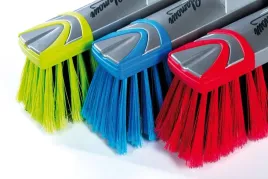 miotla-z-kijem-bentom-glamour-plastikowa-wielokolorowa-do-sprzatania