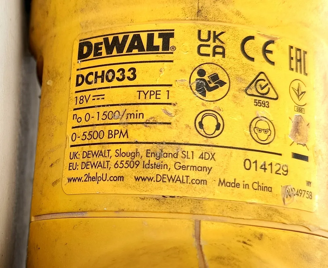 mlotowiertarka-dewalt-dch033-18v-sds-plus-2-0j-stan-powystawowy