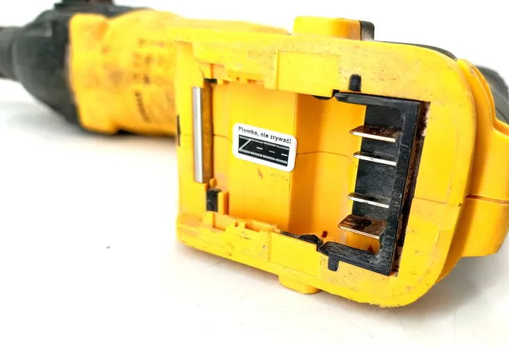 mlotowiertarka-dewalt-dch033-18v-sds-plus-2-0j-maksymalna-moc-400-w
