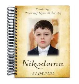 album-drewniany-a4-z-nadrukowanym-twoim-zdjeciem-i-komunia-swieta