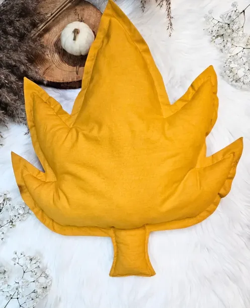 poduszka-dekoracyjna-lisc-kolory-stan-nowy-plec-unisex