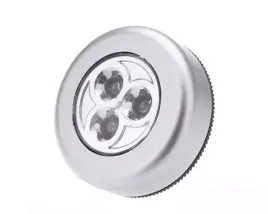 lampka-3-led-samoprzylepna-na-baterie
