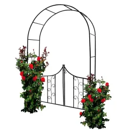 pergola-ogrodowa-luk-z-bramka-roze-kwiaty-pnacza