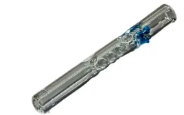 krotka-cygarniczka-lufka-szklana-z-kulkami-pelniacymi-role-chlodnicy