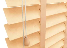 zaluzje-zloty-dab-drewniane-50mm-250x230