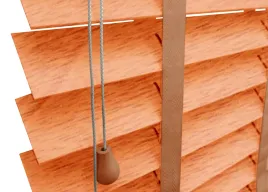 zaluzje-wisnia-drewniane-50mm-250x230