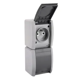 gniazdo-elektryczne-natynkowe-podwojne-pionowe-gniazdo-pradowe-ip54-nora