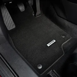dywaniki-welurowe-przod-tyl-mazda-6-gj-sedan-2018-2024-luxury-oryginal