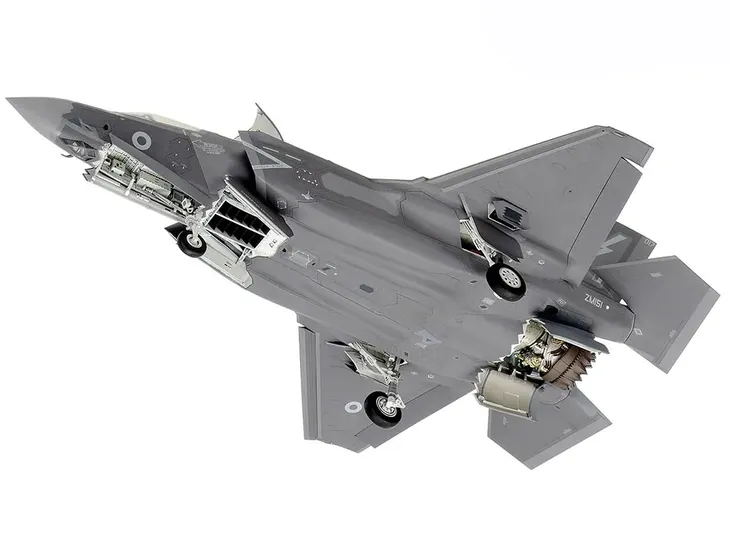 samolot-lockheed-martin-f-35b-lightning-ii-model-61125-tamiya-stan-nowy