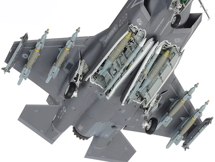samolot-lockheed-martin-f-35b-lightning-ii-model-61125-tamiya-produkt-wprowadzony-do-obrotu-na-terenie-ue-przed-13-12-2024-tak